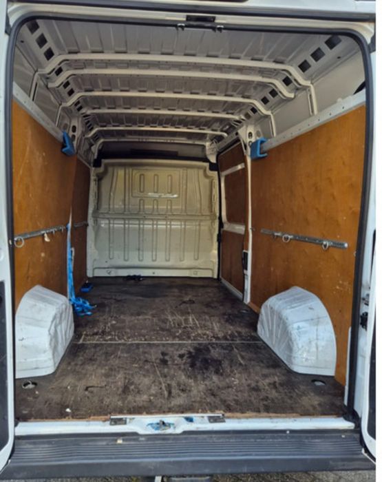 Aluguer Carrinha Fiat Ducato