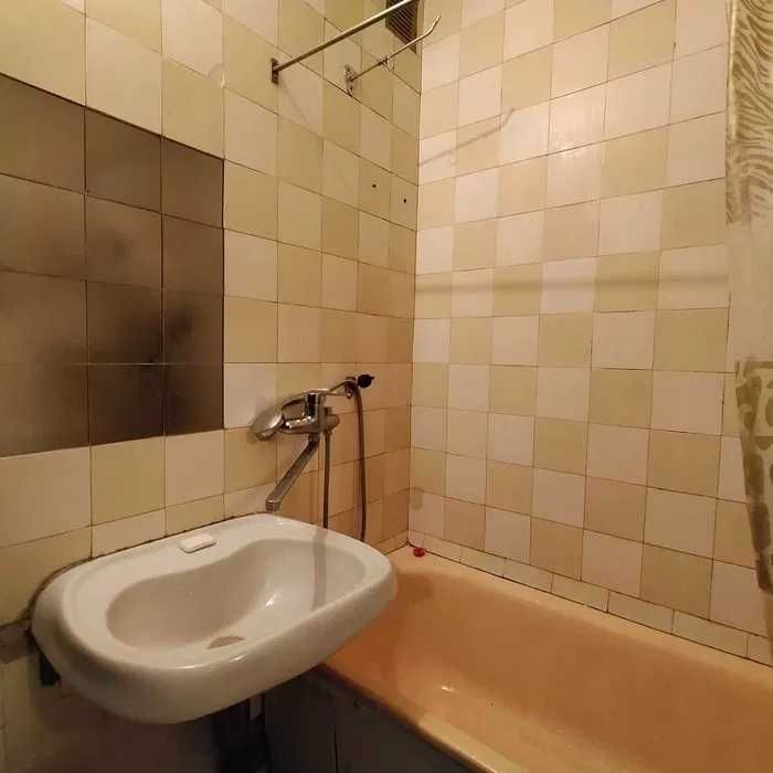 Здається кімната без хозяїв