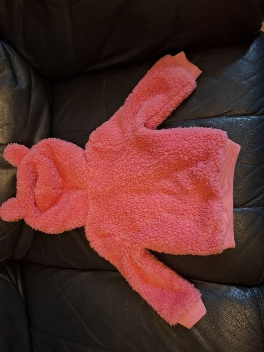 Sprzedam ciepłą bluzę dla dziewczynki marki so cute. rozmiar 74