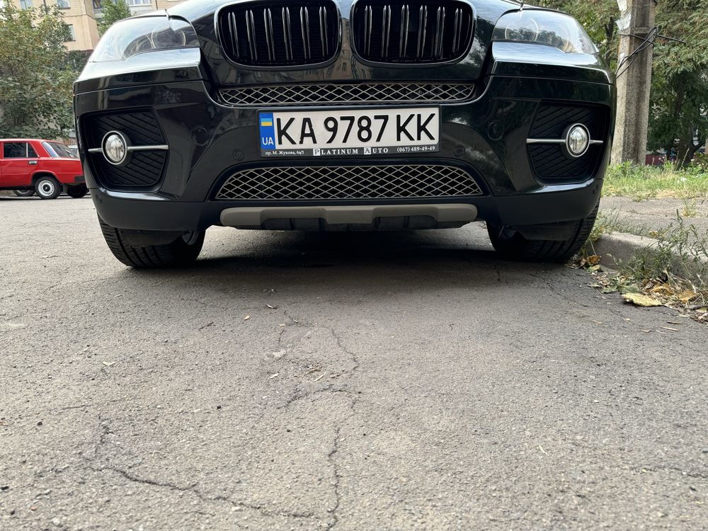 BMW X6 E71 в дуже доброму, доглянутому стані