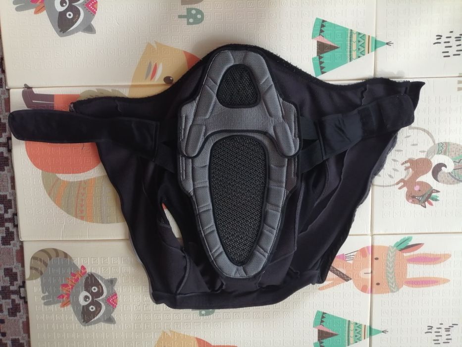 Захист спини dainese
