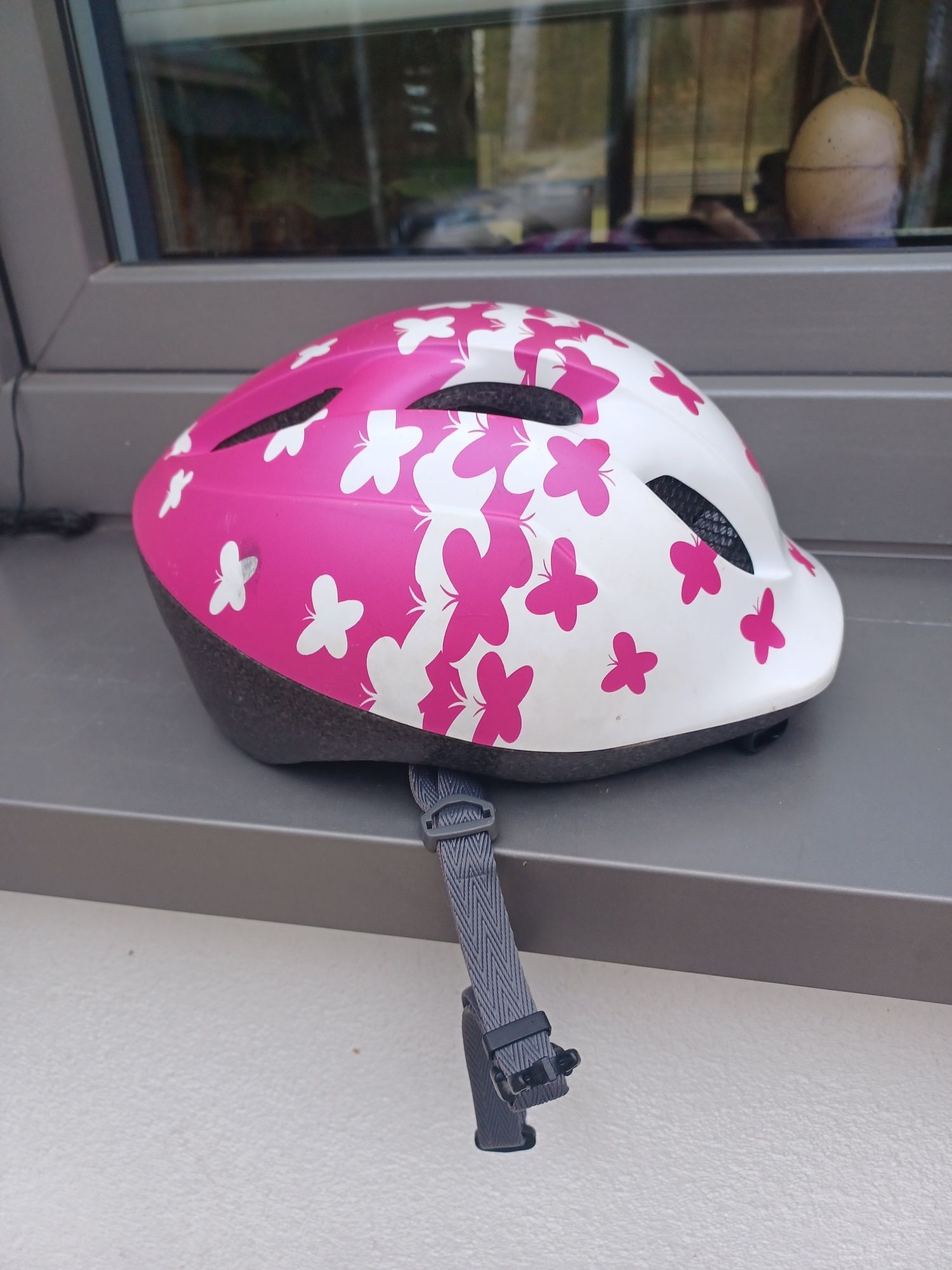 Kask dzieciecy MET