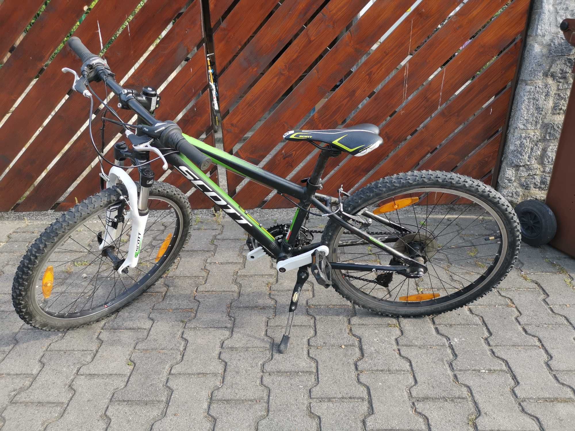 scott scale jr 24