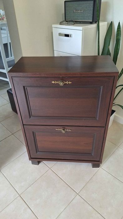 Komplet szafka na buty i wieszak na ubrania, stan dobry