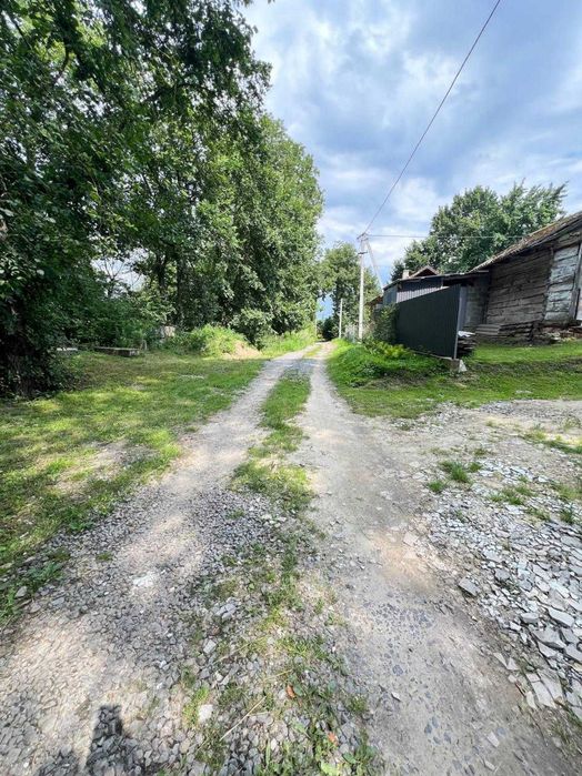 Продається будинок у центрі села Чернилява