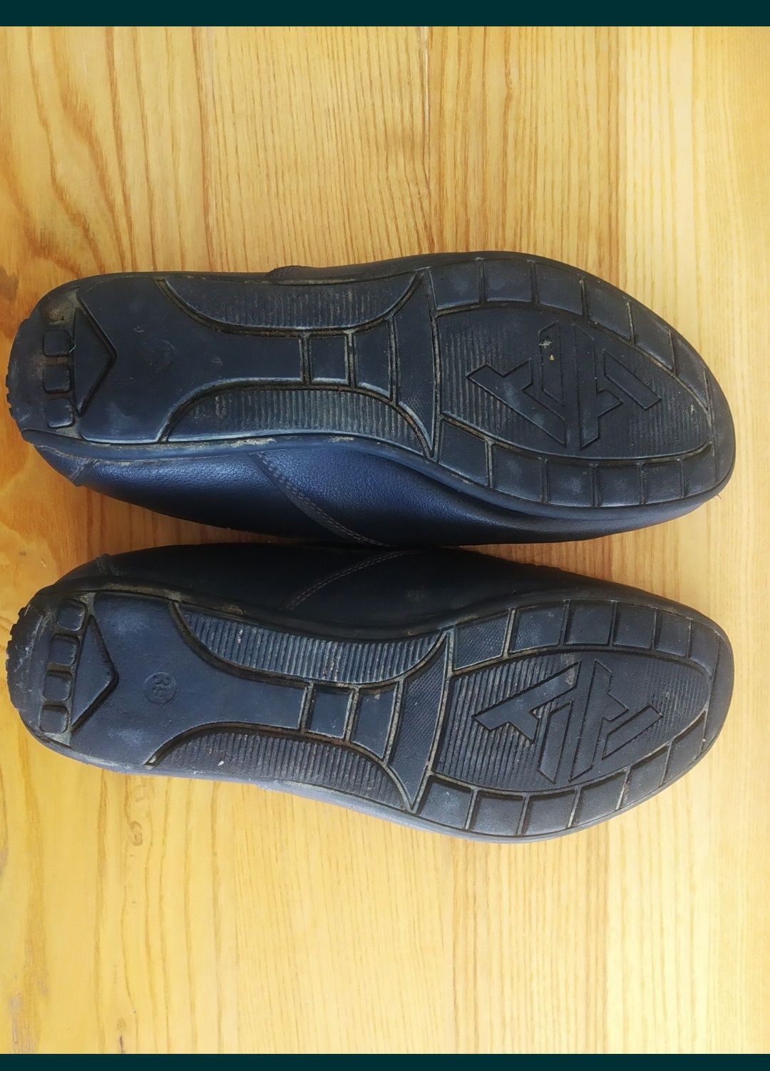 Мокасини, туфлі 39 розмір