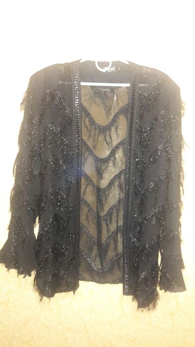 Платья,костюми,блуза,пиджак.