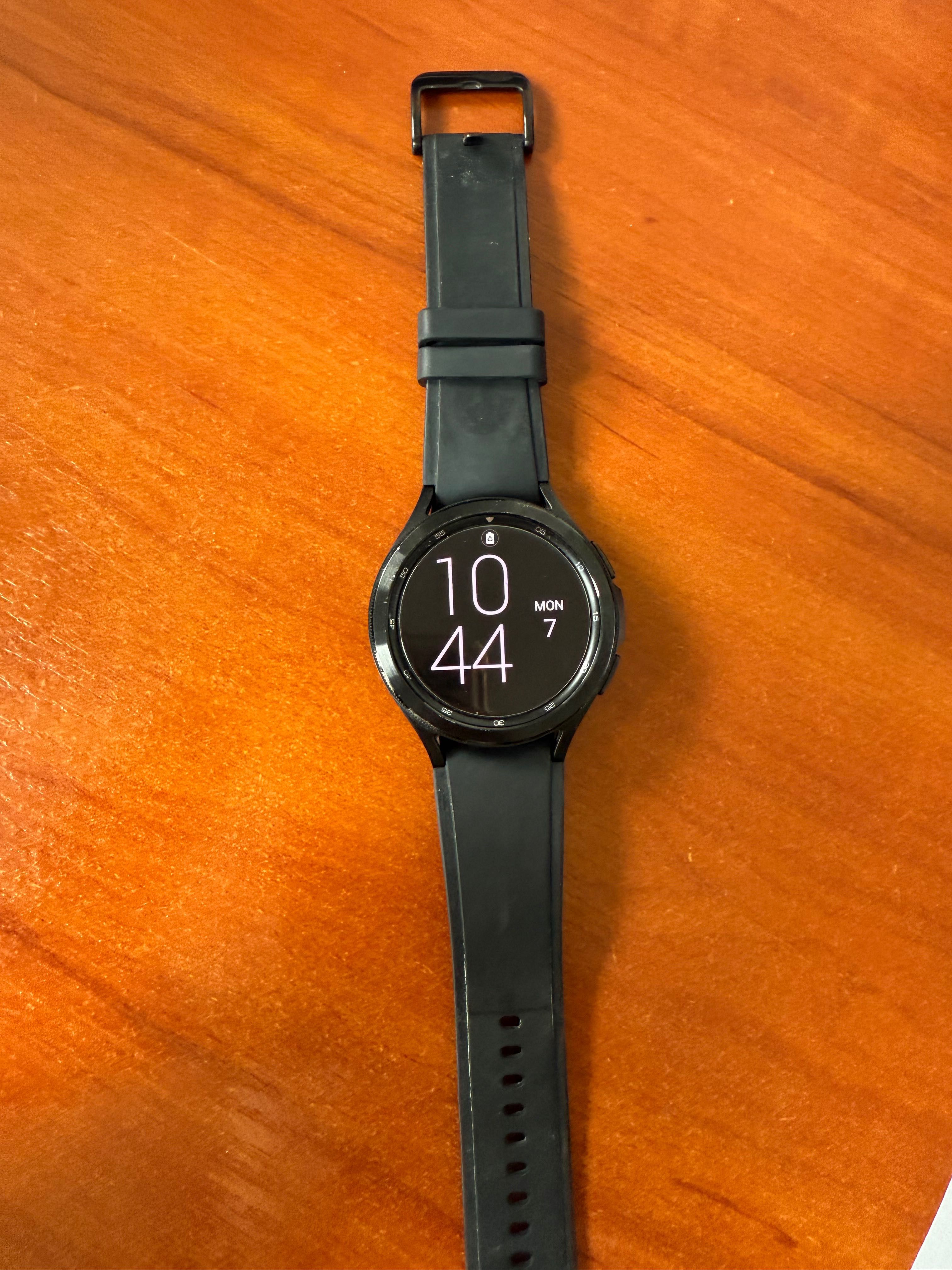 Zegarek smartwatch Samsung galaxy4