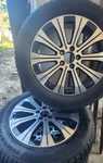 4 jantes Mercedes EQA 18"  com pneus Continental 215/60 R 18 T XL neve