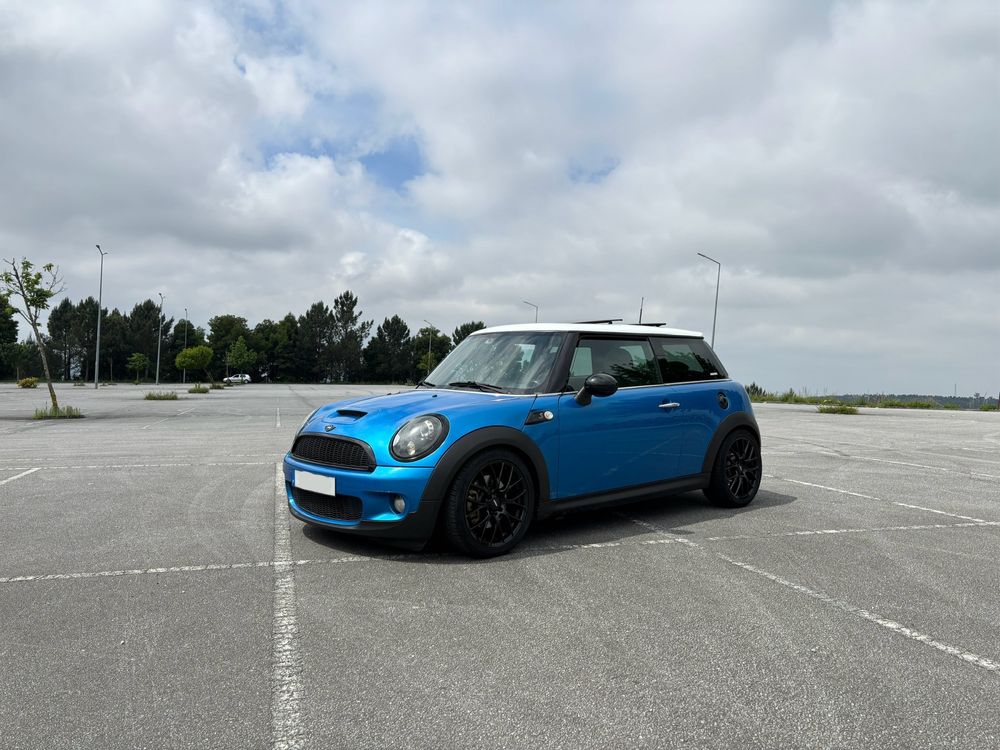 MINI COOPER S R56 LASER BLUE EDITION