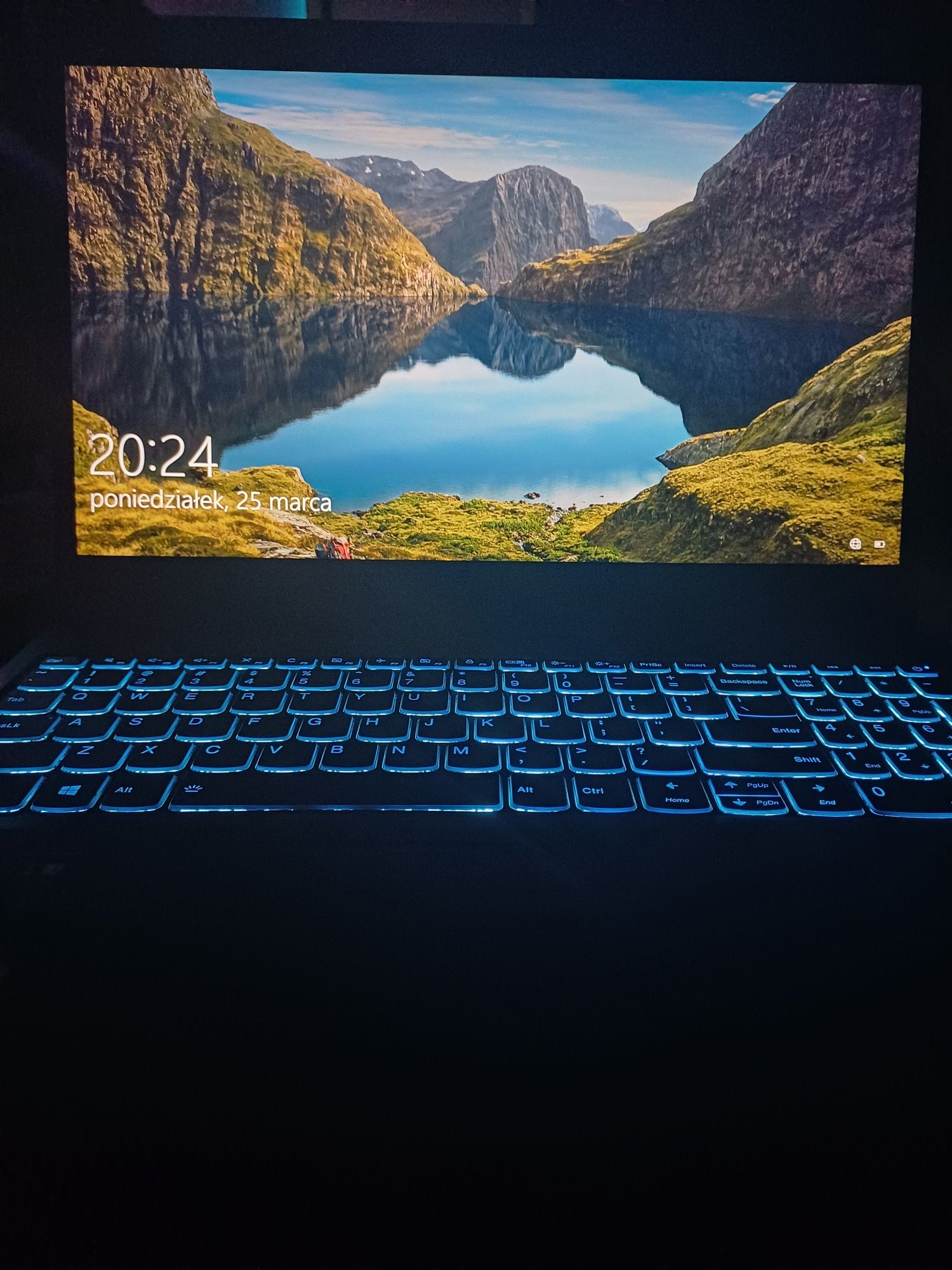 Laptop lenovo IdeaPad L340