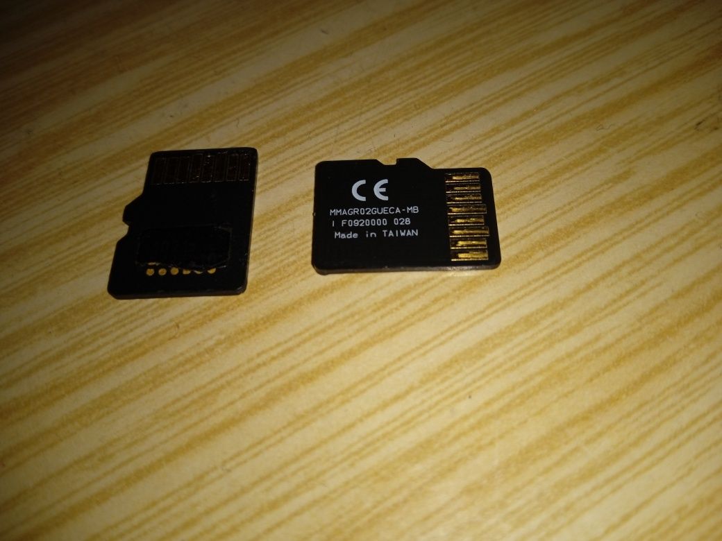 Продам радиоприемник б/у карты памяти micro Sd и водяной счётчик