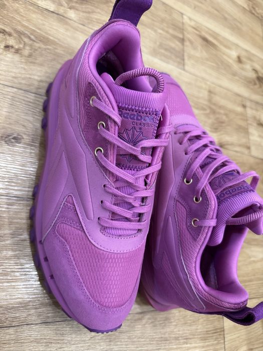 Жіночі кросівки нереально круті