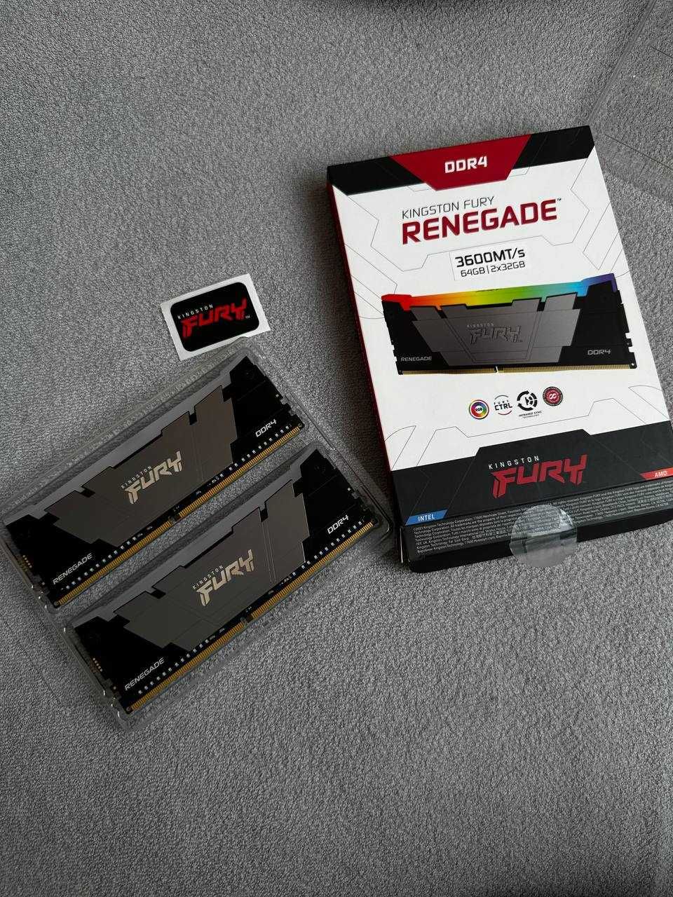 Оперативна память Kingston DDR4 64GB - FURY Renegade RGB Black