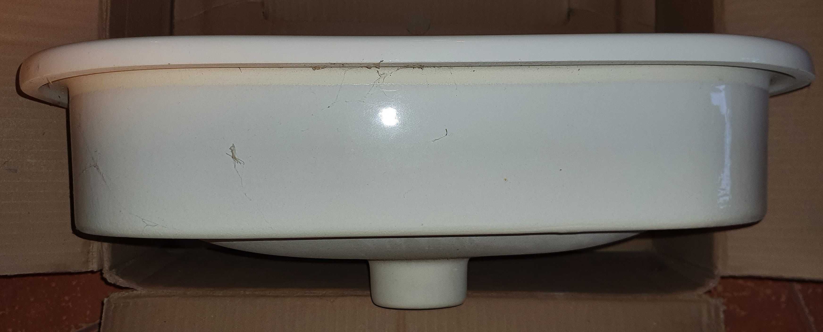 Duravit D-Code Umywalka wpuszczana w blat 54,5x43,5 biała 033754/00/00