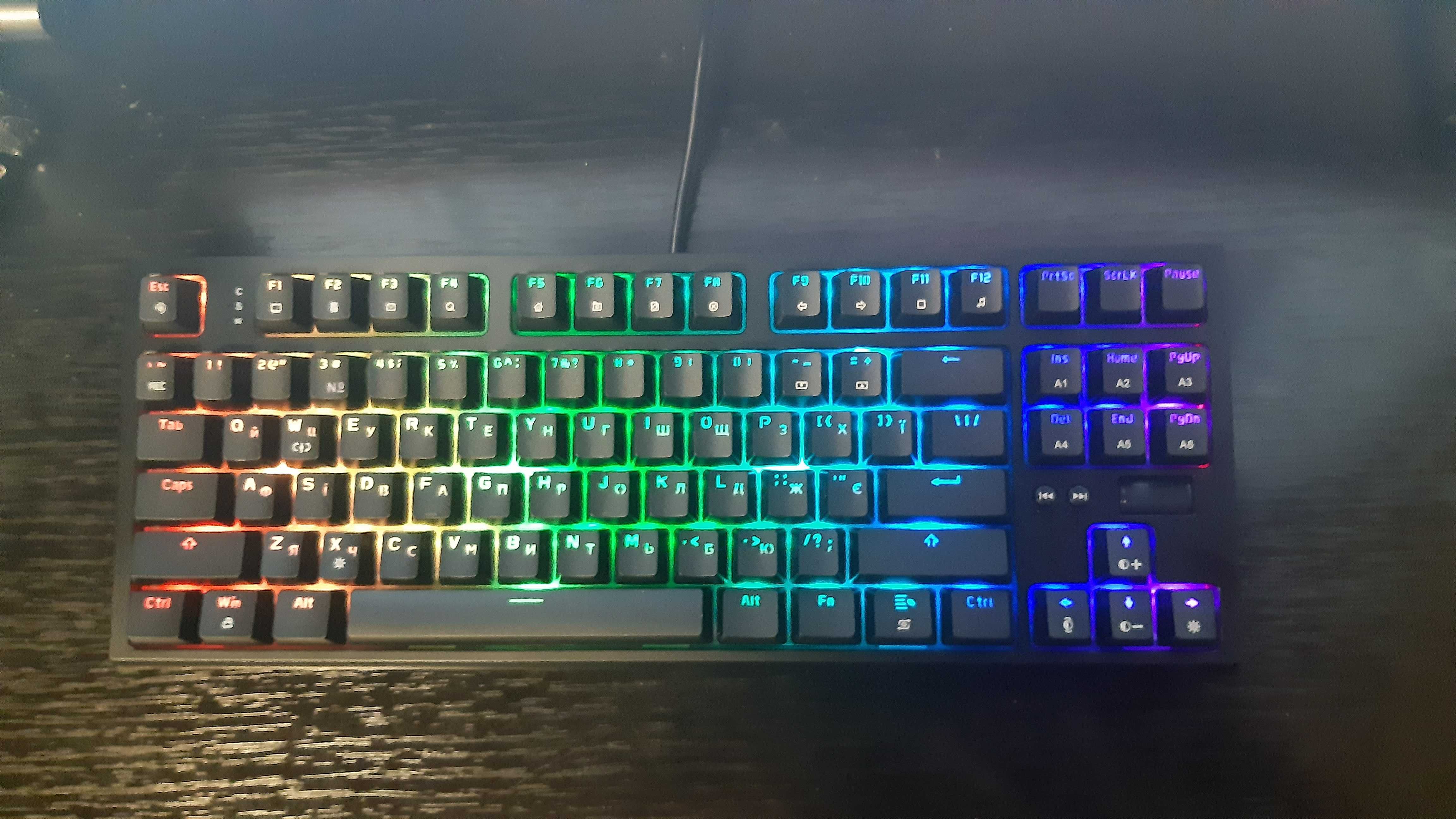 Игровая клавиатура Gamepro MK180B новая, на гарантии, с чеком