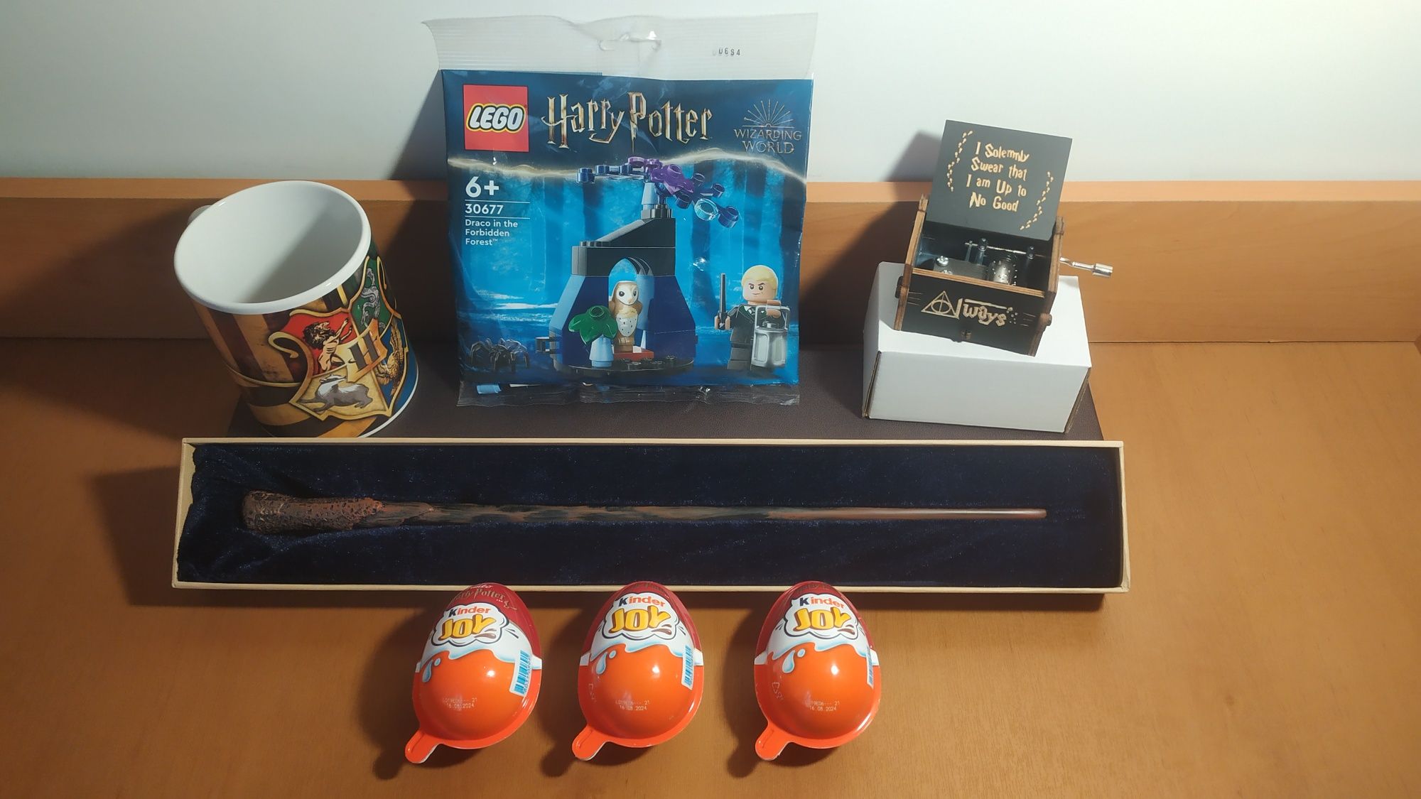 Подарок набор Гарри Поттер Lego Harry potter 30677 Палочка Kinder Joy