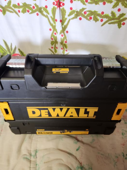 Dewalt Caixa nova  para maquina