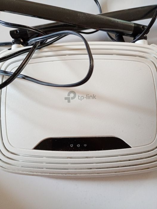 Router tp-link TL-WR841N