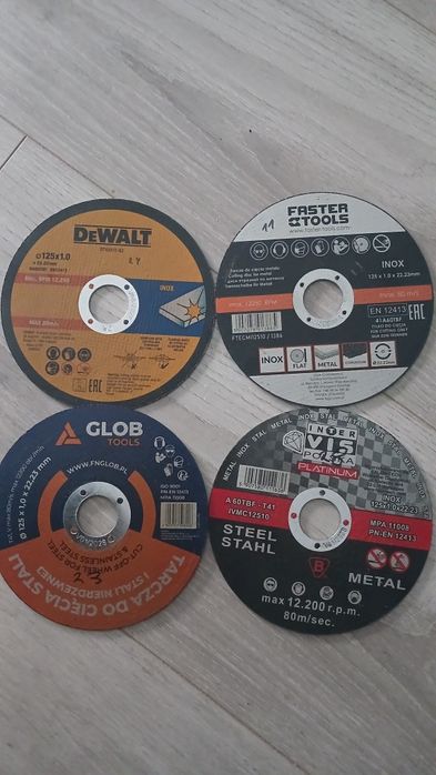Круг відрізний по металу.