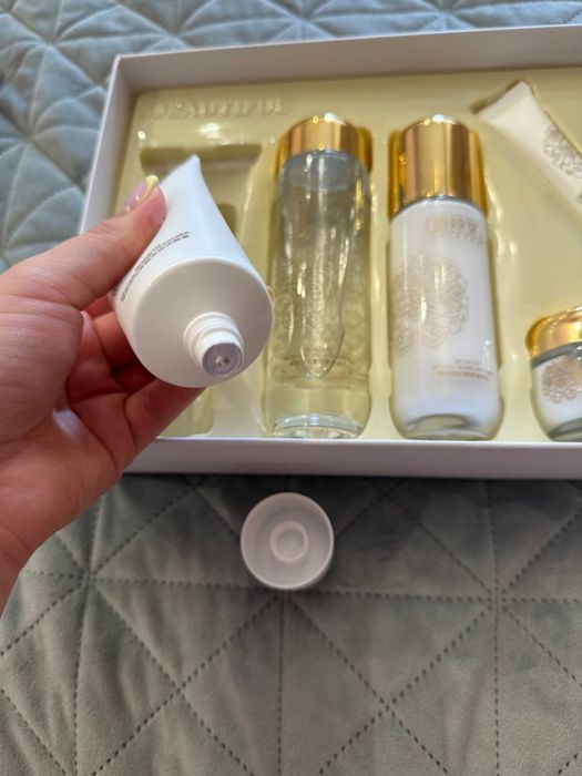 Догляд за обличчям