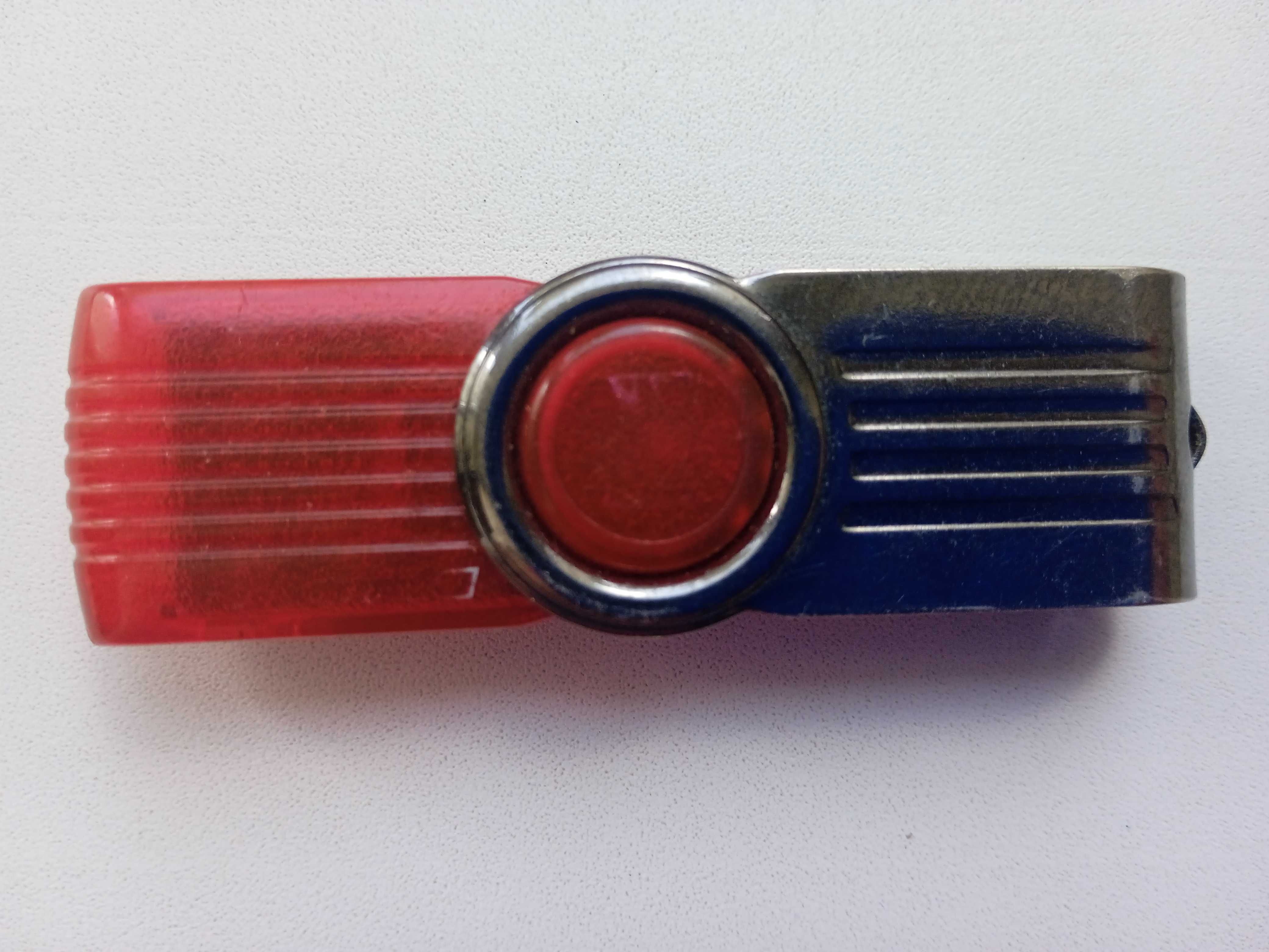 usb-накопитель, флешка Kingstone, под ремонт восстановление