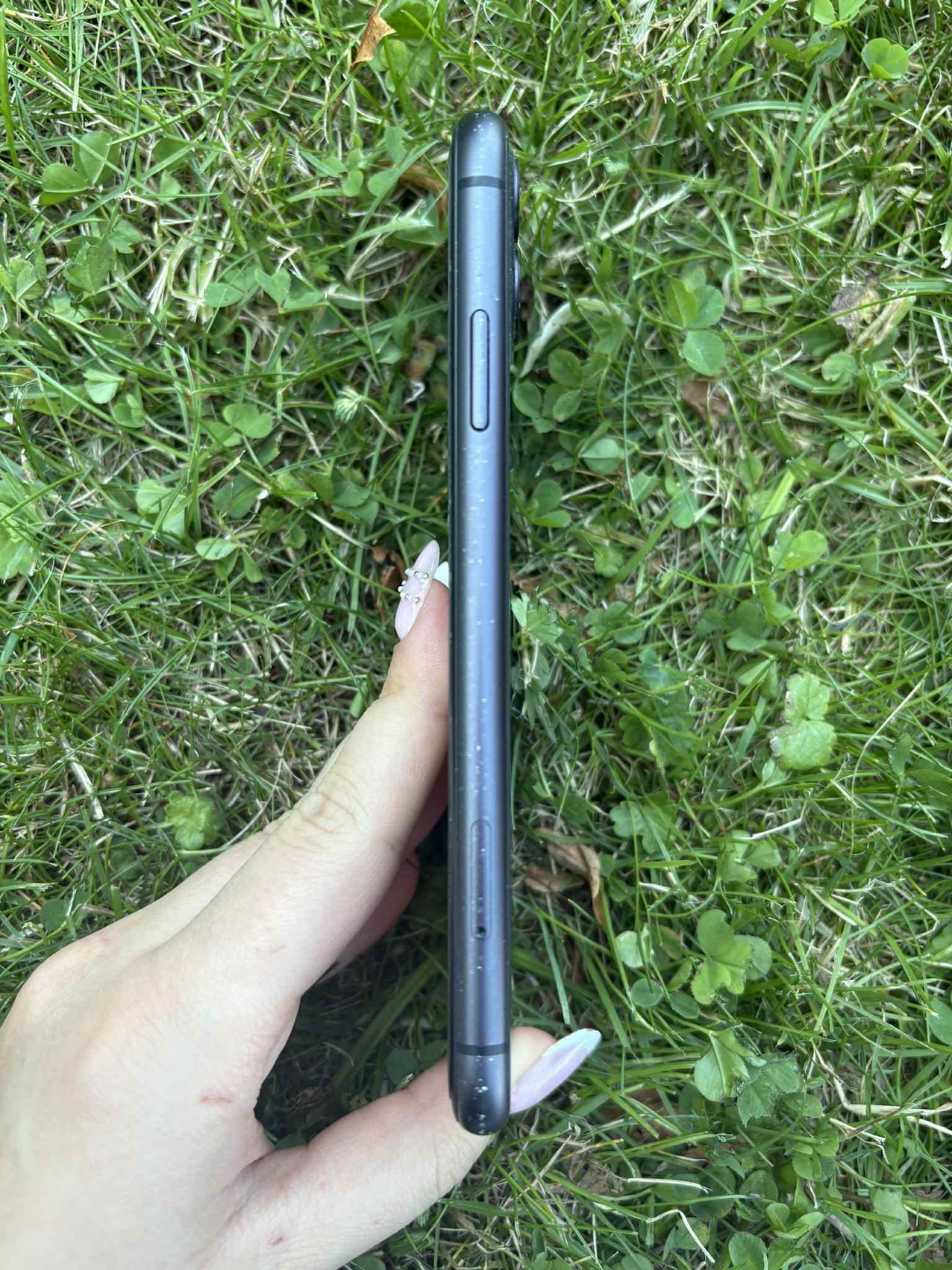 IPhone 11 64 GB używany