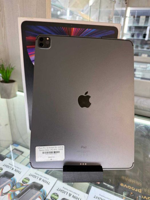 iPad Pro 12.9" 5th Gen 2021 128GB LTE | АКБ 98% | Гарантія | Магазин