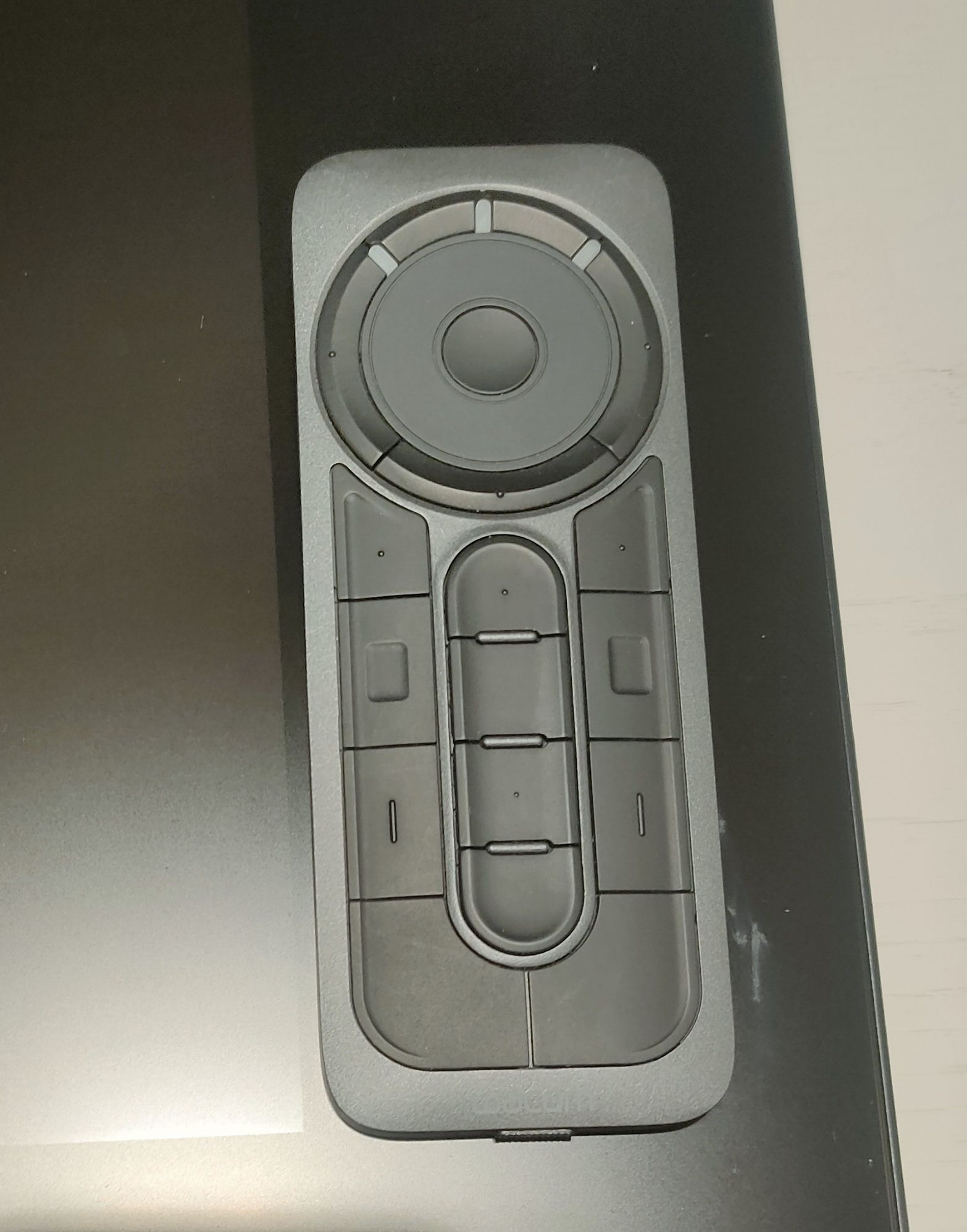 Планшет Wacom Cintiq Pro Touch 32