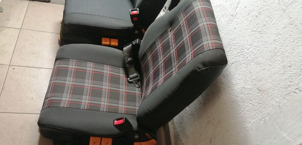Siedzenie ISRI  mechaniczne ciągnik bus fotel