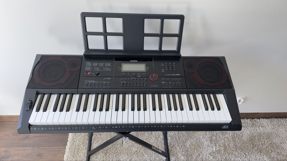 Keyboard Casio z podstawką – świetny stan