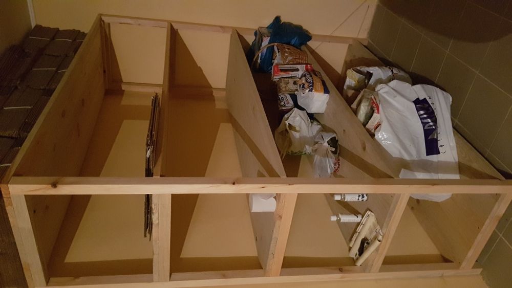 Стелаж деревяний