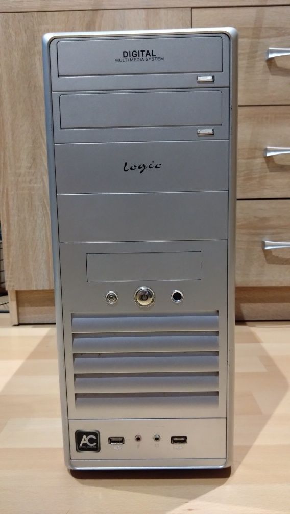Komputer PC w obudowie ATX Logic Concept B15 (AMD Phenom X4, DDR2, iGP
