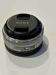 Obiektyw Sony E-mount 16 mm F2.8 SEL16F28