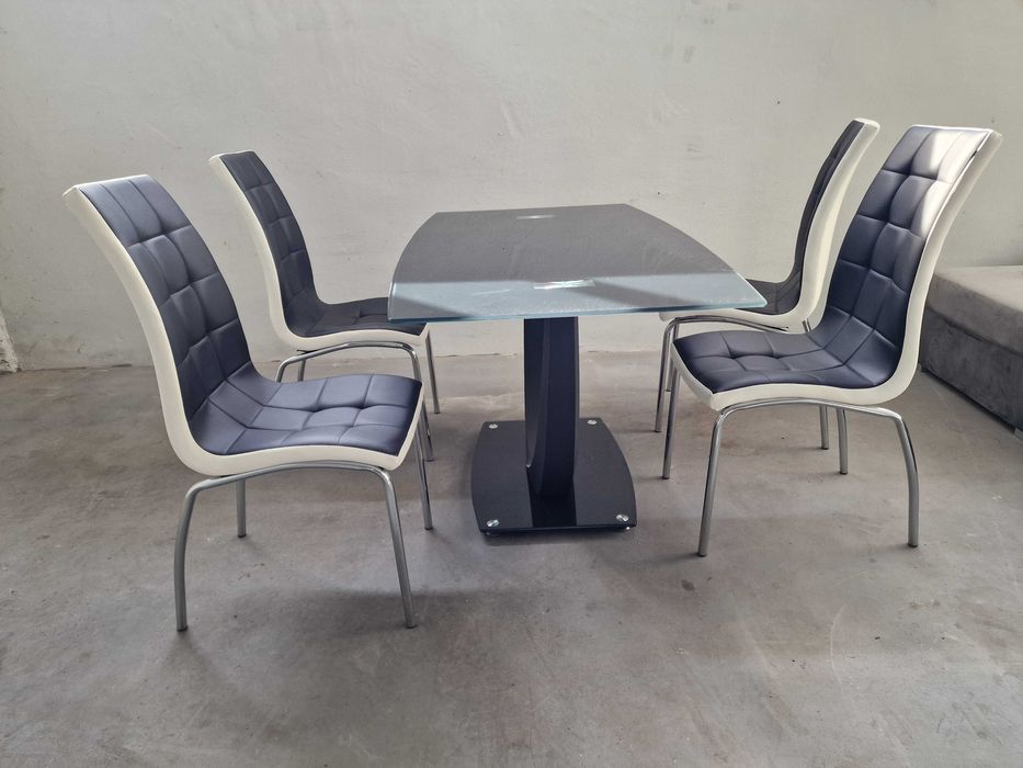 Stół jadalniany owalny szklany 140x80x75 + krzesla 4szt