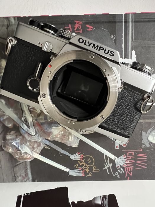 Maquina Fotográfica Olympus OM-1