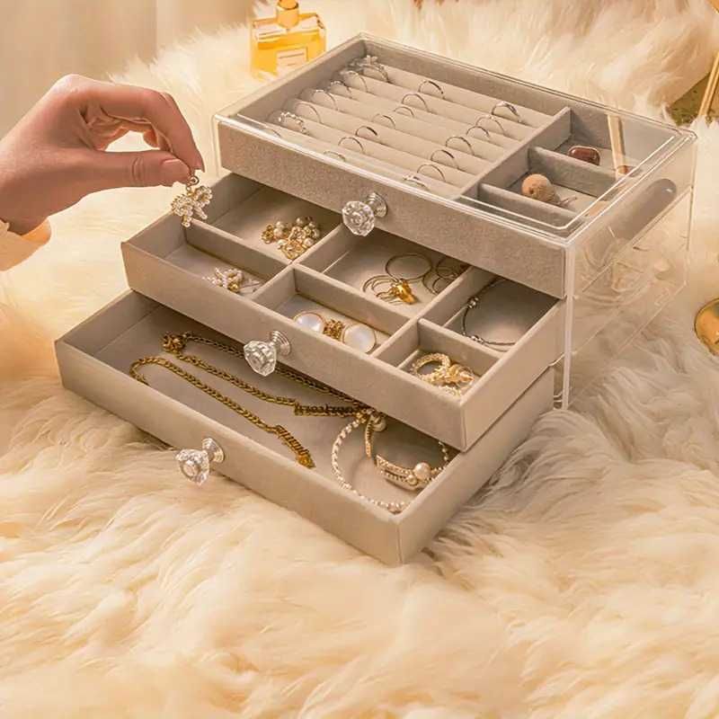 Caixas de jóias. Presentes de  luxo. Três tamanhos e modelos. Novas.