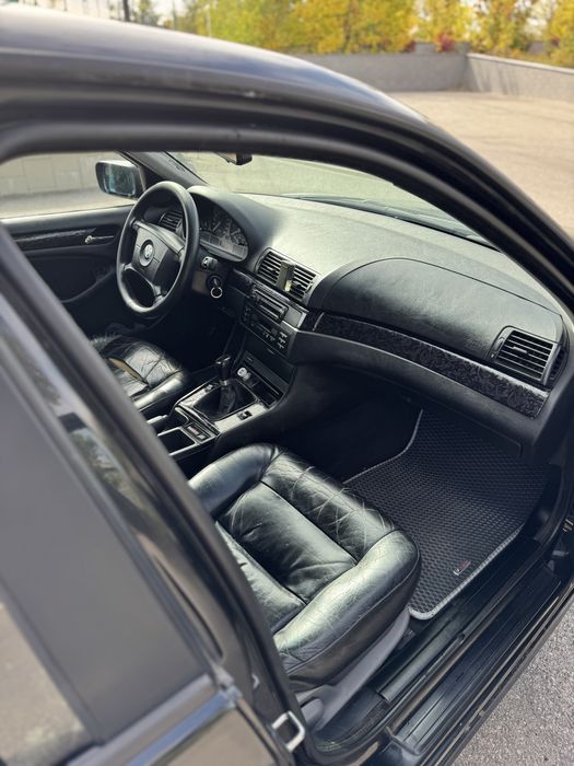 Продам BMW E46 320d