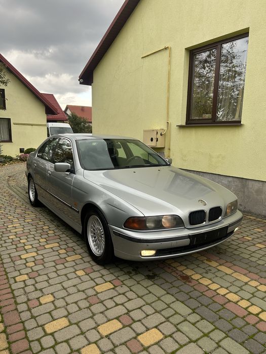 Продається BMW E39 525i