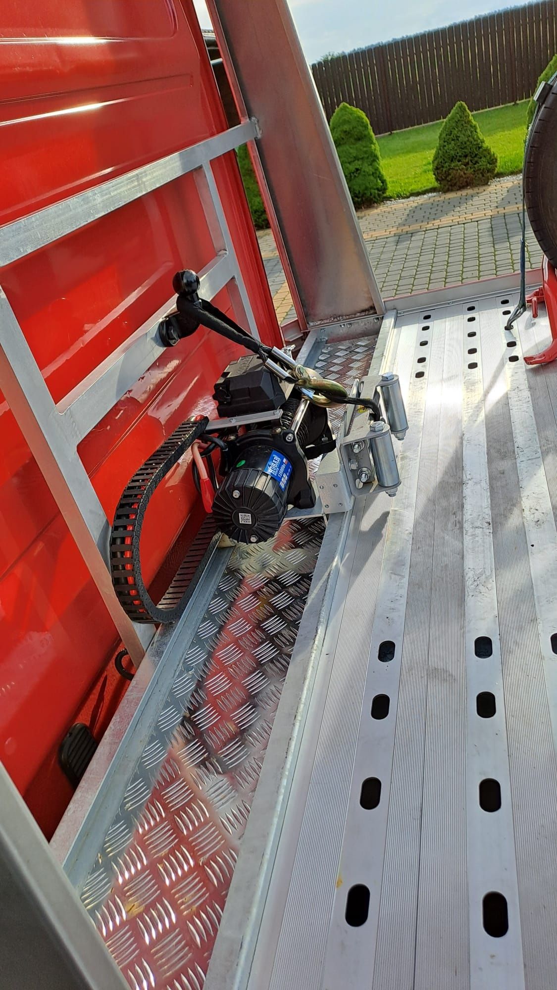 Mercedes sprinter autolaweta laweta pomoc drogowa zamiana