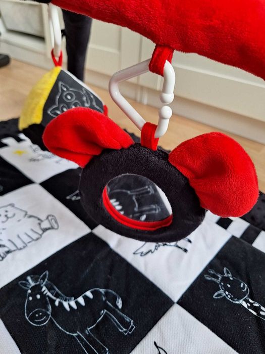 Mata edukacyjna kontrastowa Babysteps