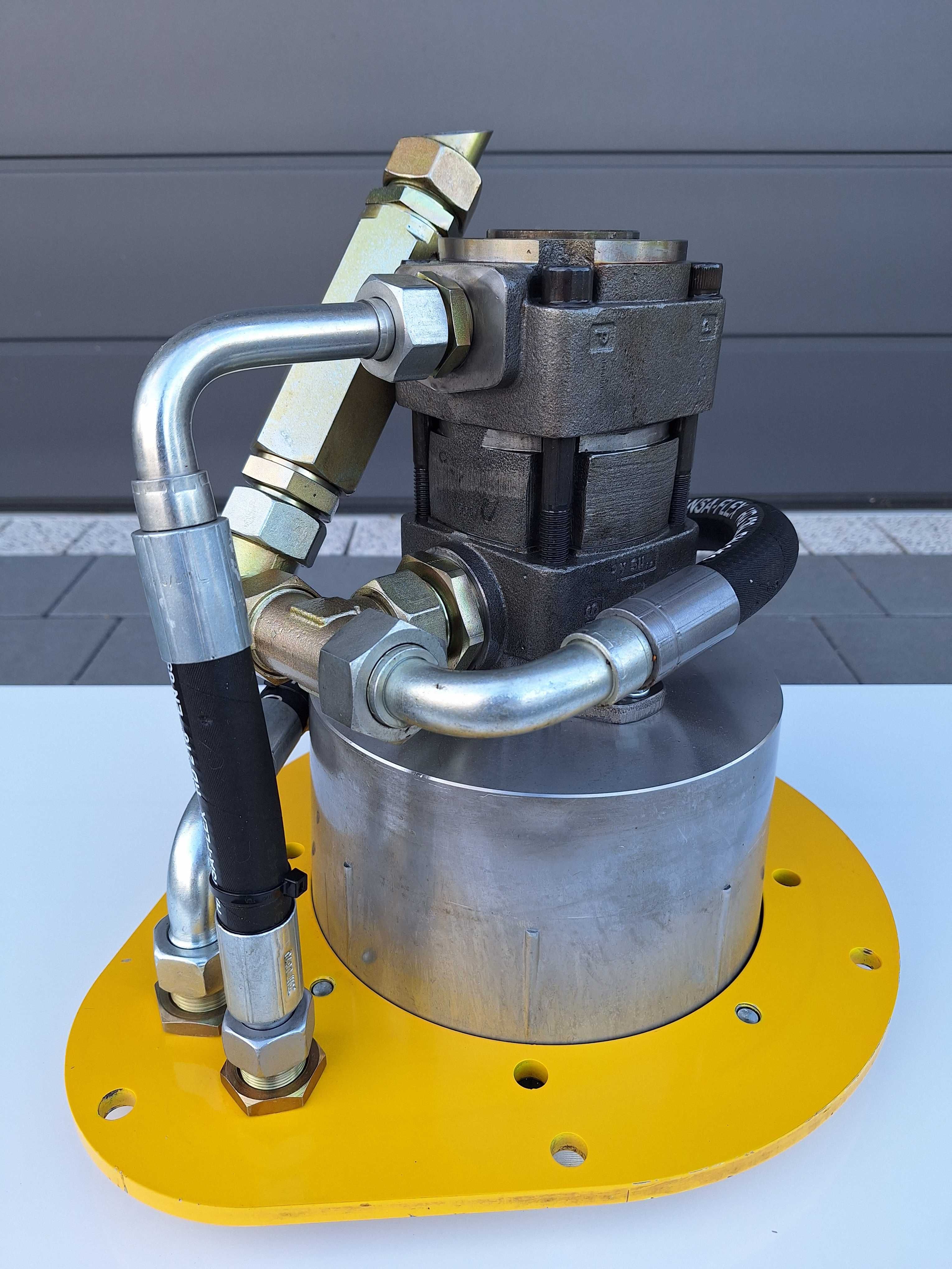 Pompa Hydrauliczna Oleju Olejowa Bucher QXM33 Zębata Zasilacz