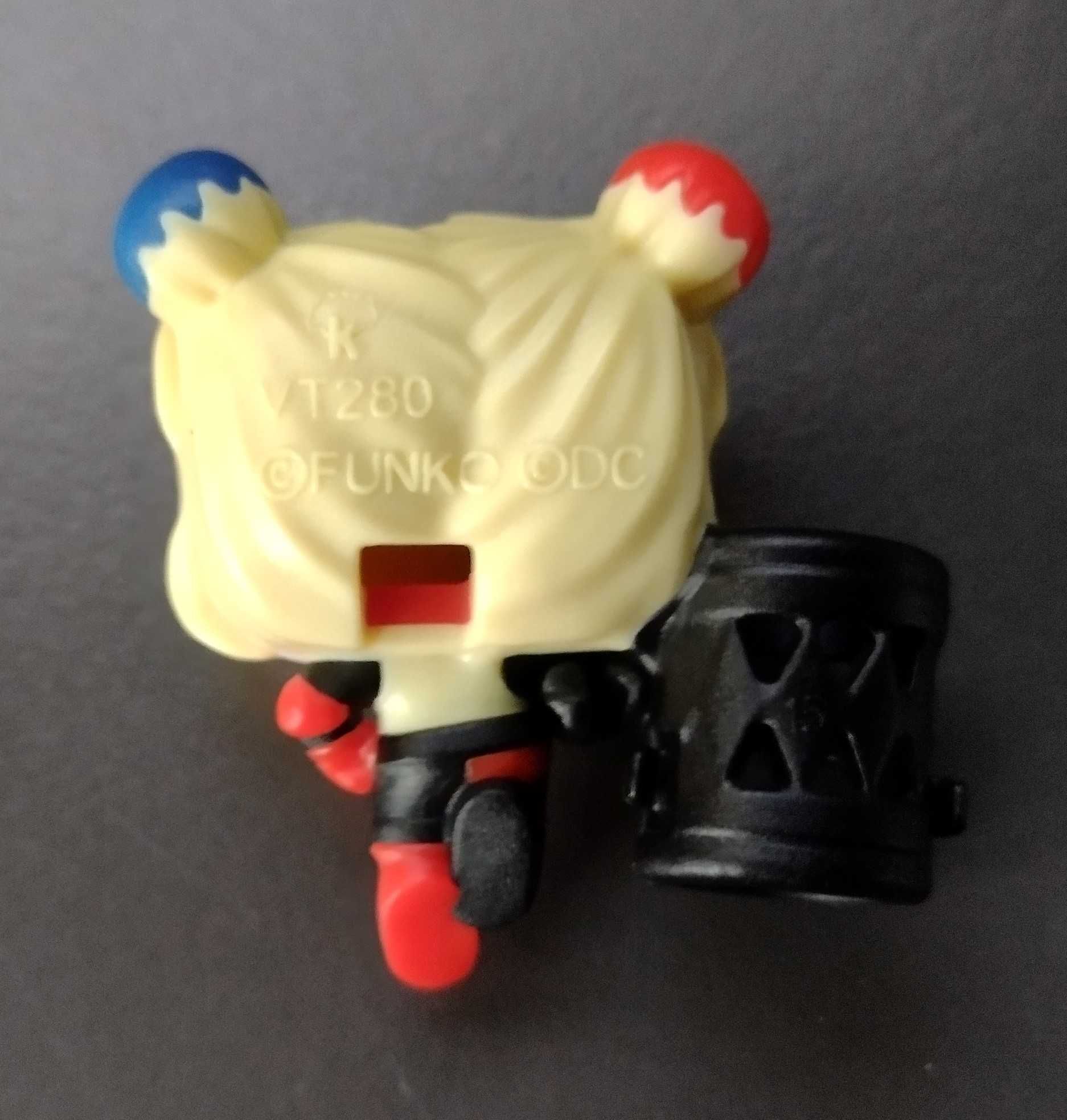 Figurka Harley Quinn na ołówek długopis Funko Pop Kinder Joy DC Comics
