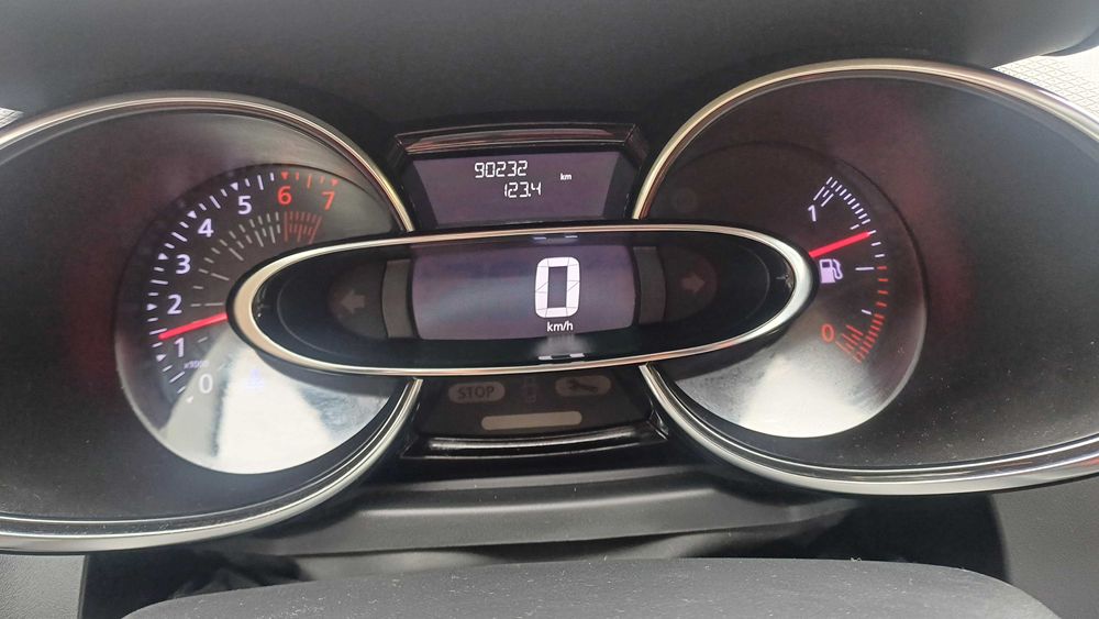 Renault Clio GrandTour polift bezwypadkowy