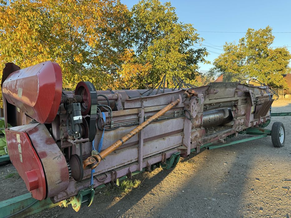 Комбайн Палессе/ Полісся / Полессе / Полесье