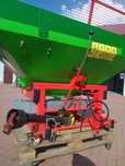 Rozsiewacz nawozów Agro-Tom RNH 600
