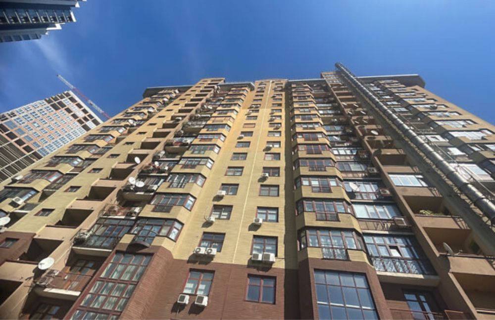 Продам 2 кімн.квартира 56 м.кв, 18 поверх, метро Печерська