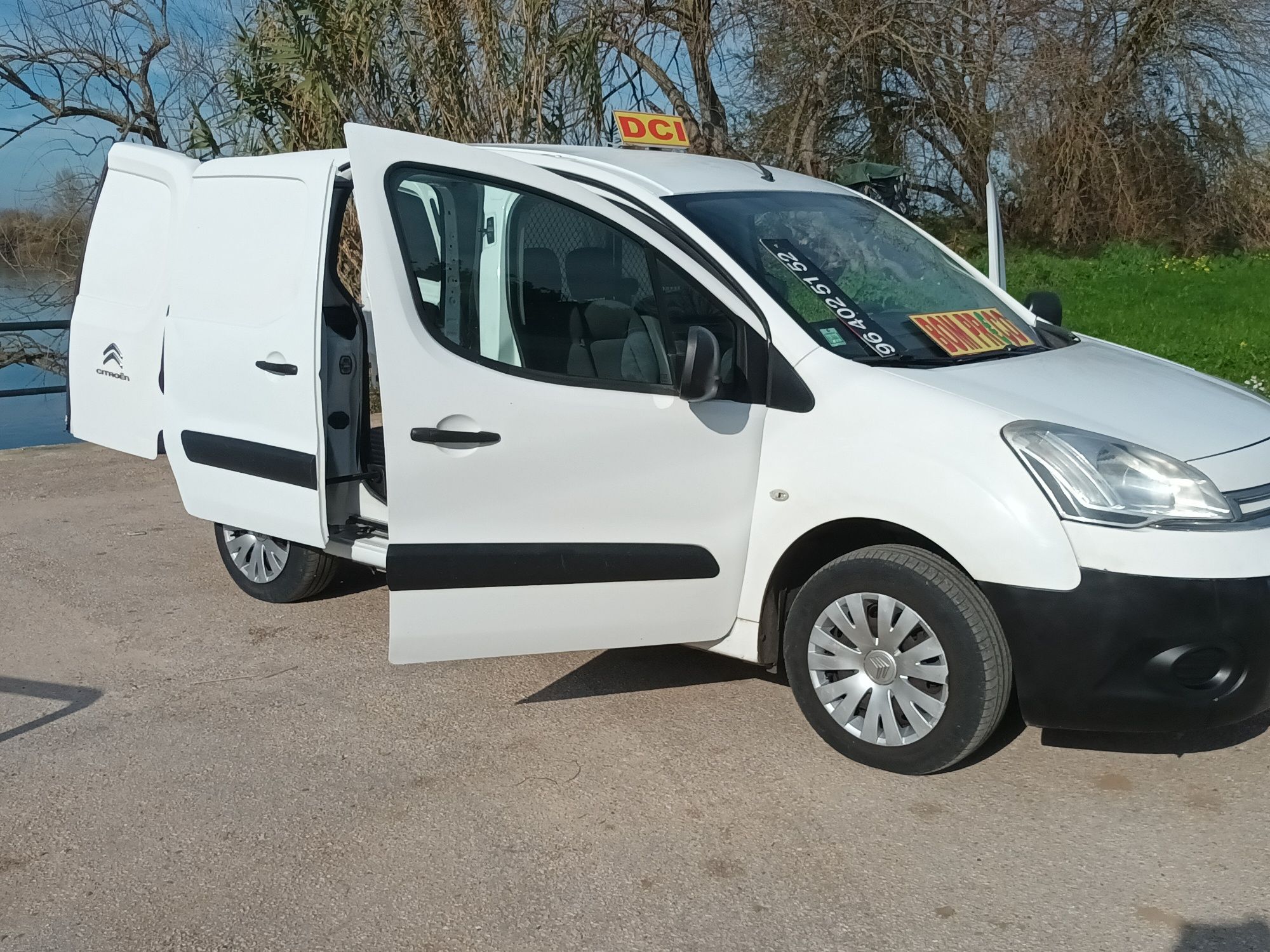 Citroen berlingo 90 CV 2014 3 lugares