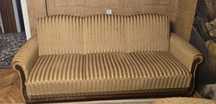 Zestaw wypoczynkowy-rozkładana sofa + dwa fotele
---

*