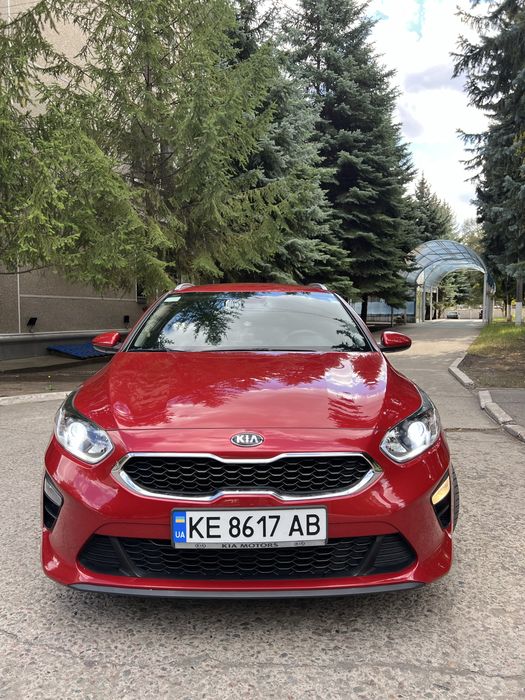 Продам Kia Ceed 2018